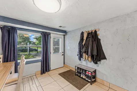 1231 Hewitt Avenue Saint Paul MN 55104