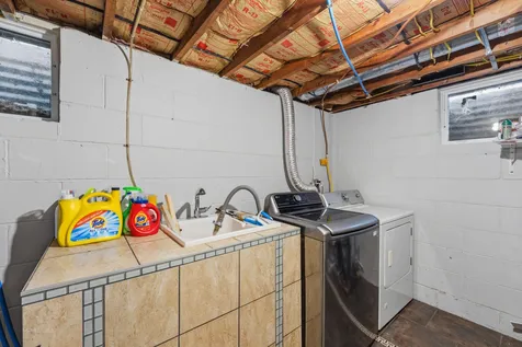 1231 Hewitt Avenue Saint Paul MN 55104