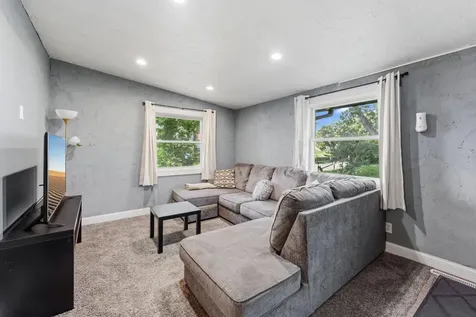 1231 Hewitt Avenue Saint Paul MN 55104
