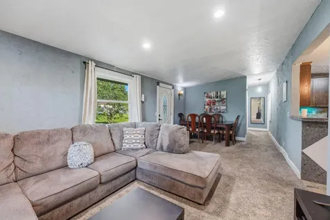 1231 Hewitt Avenue Saint Paul MN 55104