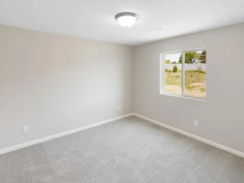 1815 Pierce Street S Cambridge MN 55008