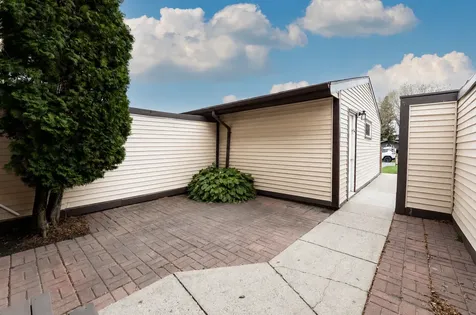 204 5th Street NW West Fargo ND 58078