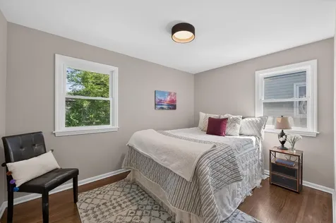 2075 Hawthorne Avenue E Saint Paul MN 55119