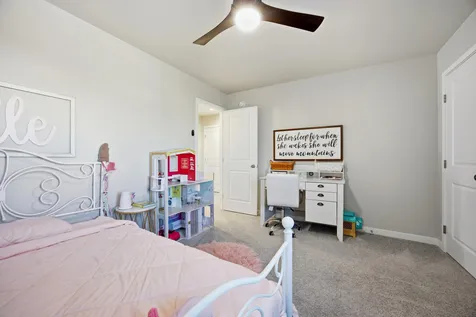 6410 82nd Avenue S Horace ND 58047