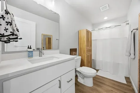 6410 82nd Avenue S Horace ND 58047