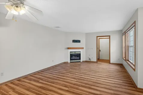 404 Sarazin Street Shakopee MN 55379