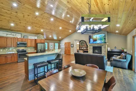 2311 E River Road Motley MN 56466