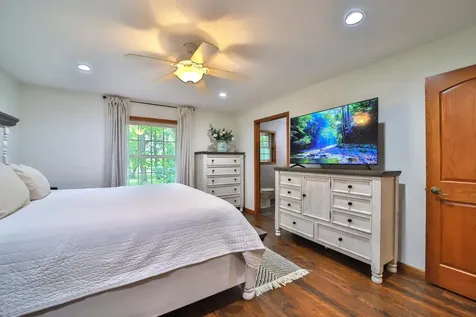 2311 E River Road Motley MN 56466