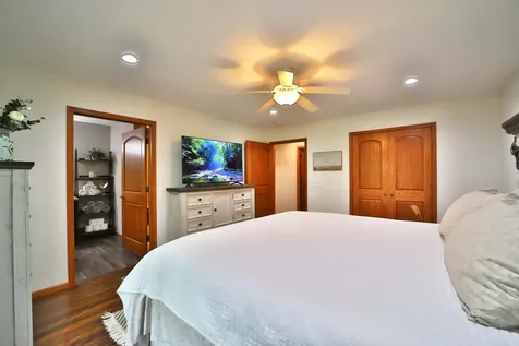 2311 E River Road Motley MN 56466
