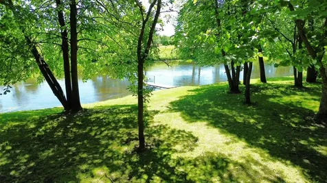2311 E River Road Motley MN 56466