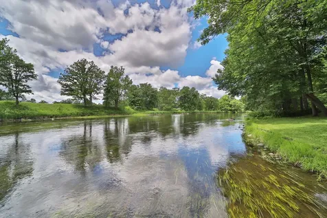 2311 E River Road Motley MN 56466