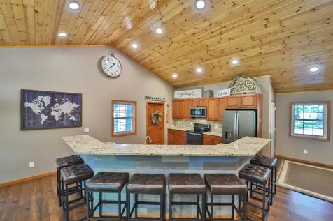 2311 E River Road Motley MN 56466