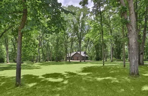 2311 E River Road Motley MN 56466