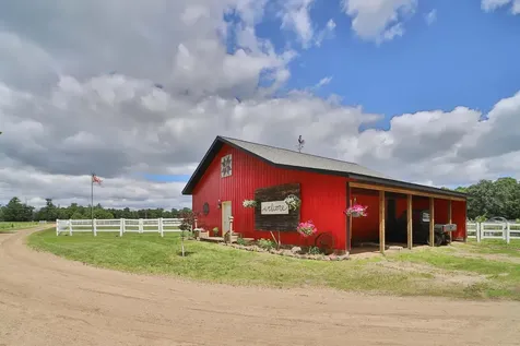 2311 E River Road Motley MN 56466