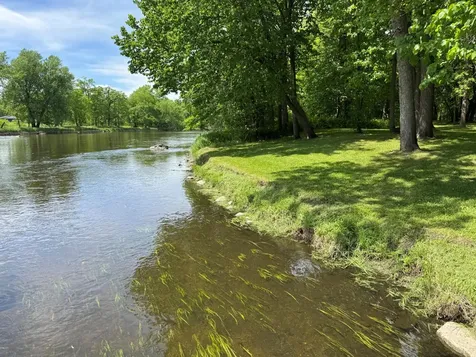2311 E River Road Motley MN 56466