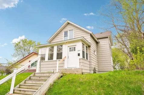 1074 Euclid Street Saint Paul MN 55106