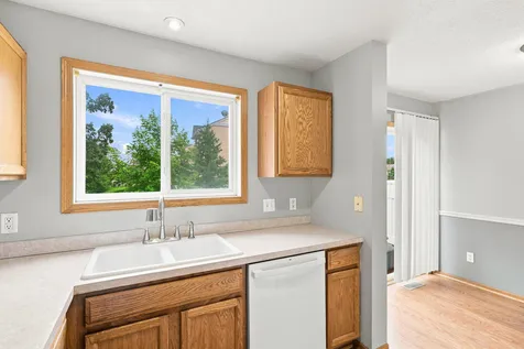 2875 Arboretum Village Trail Chanhassen MN 55331