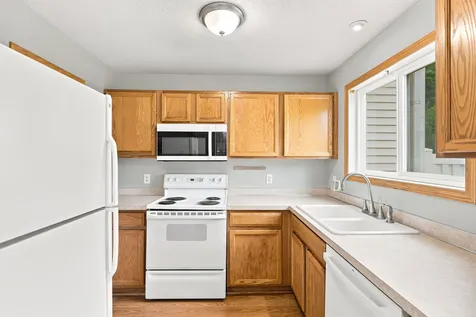 2875 Arboretum Village Trail Chanhassen MN 55331