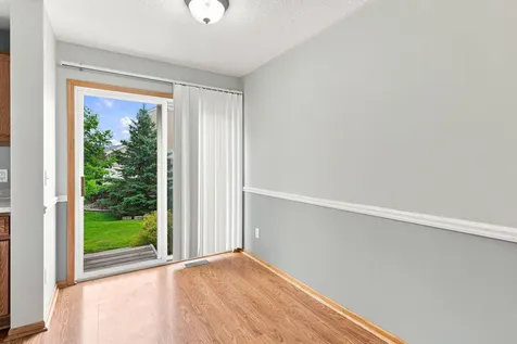 2875 Arboretum Village Trail Chanhassen MN 55331