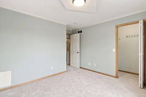 2875 Arboretum Village Trail Chanhassen MN 55331