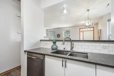 1692 Liberty Circle Shakopee MN 55379