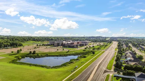 1692 Liberty Circle Shakopee MN 55379