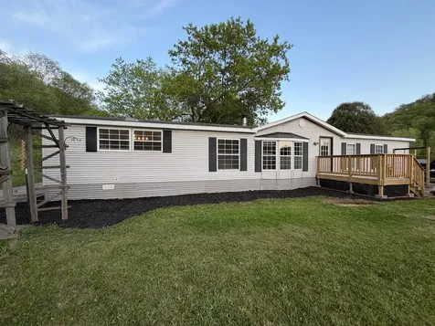 13C Hickory Lane Winona MN 55987