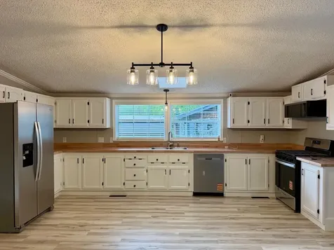 13C Hickory Lane Winona MN 55987