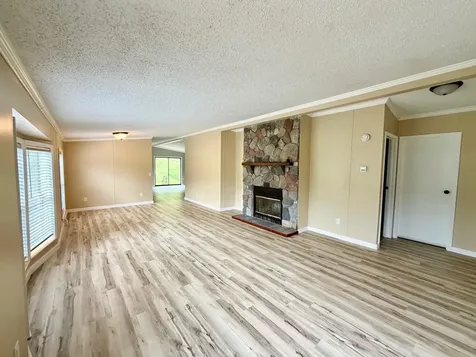 13C Hickory Lane Winona MN 55987