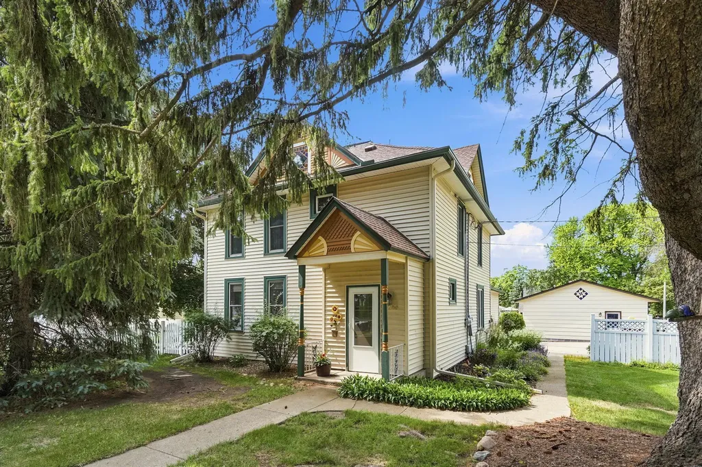 600 Madison Street SE Watertown MN 55388