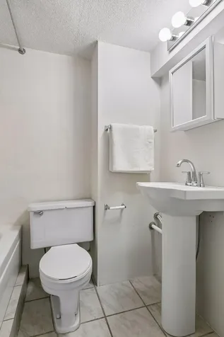 3521 County Road 101 Minnetonka MN 55345