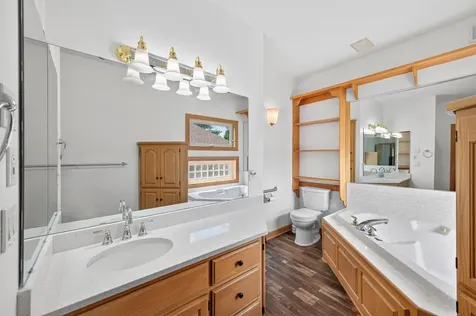 11312 Kenworth Lane Lakeville MN 55044
