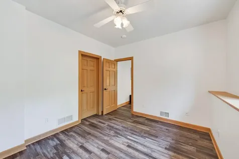 11312 Kenworth Lane Lakeville MN 55044