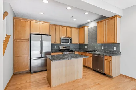 15589 Dwellers Way Apple Valley MN 55124