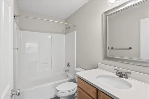 15589 Dwellers Way Apple Valley MN 55124
