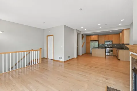 15589 Dwellers Way Apple Valley MN 55124