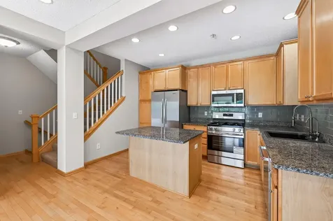 15589 Dwellers Way Apple Valley MN 55124