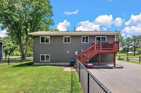 1105 5th Avenue N Princeton MN 55371