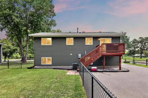 1105 5th Avenue N Princeton MN 55371