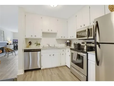 4000 Mavelle Drive Edina MN 55435