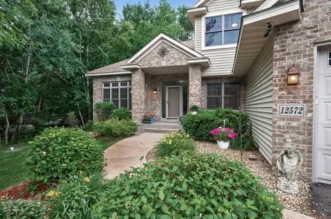 12572 224th Court NW Elk River MN 55330