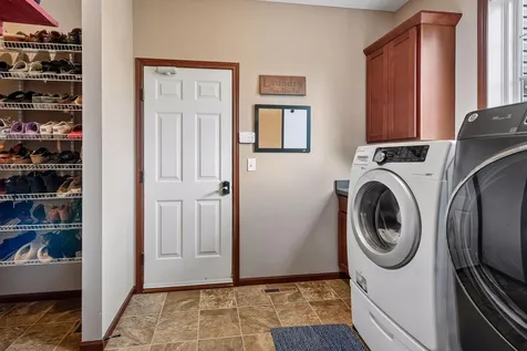 662 Jutland Avenue Shakopee MN 55379