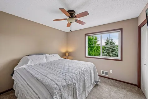 662 Jutland Avenue Shakopee MN 55379