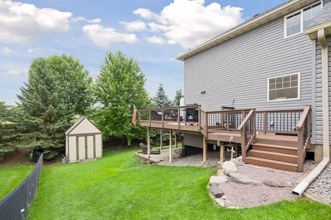 662 Jutland Avenue Shakopee MN 55379