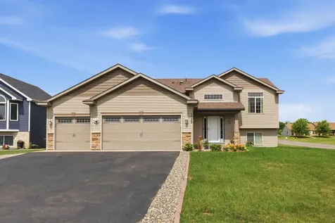 1729 Prairie View Lane NE Sauk Rapids MN 56379