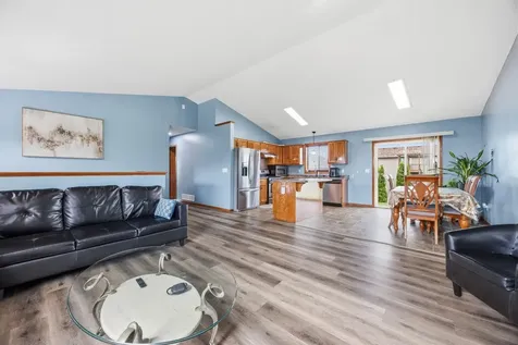 1729 Prairie View Lane NE Sauk Rapids MN 56379