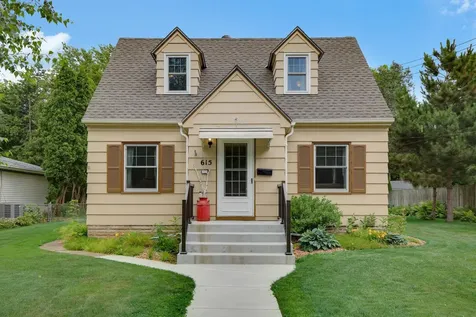 615 4th Street N Stillwater MN 55082