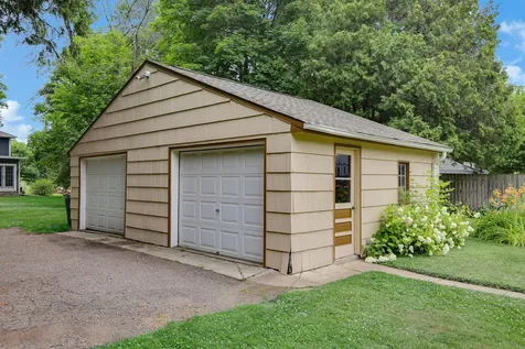 615 4th Street N Stillwater MN 55082