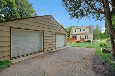 615 4th Street N Stillwater MN 55082