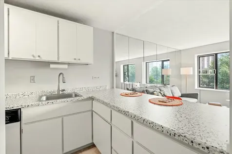 15 S 1st Street Minneapolis MN 55401